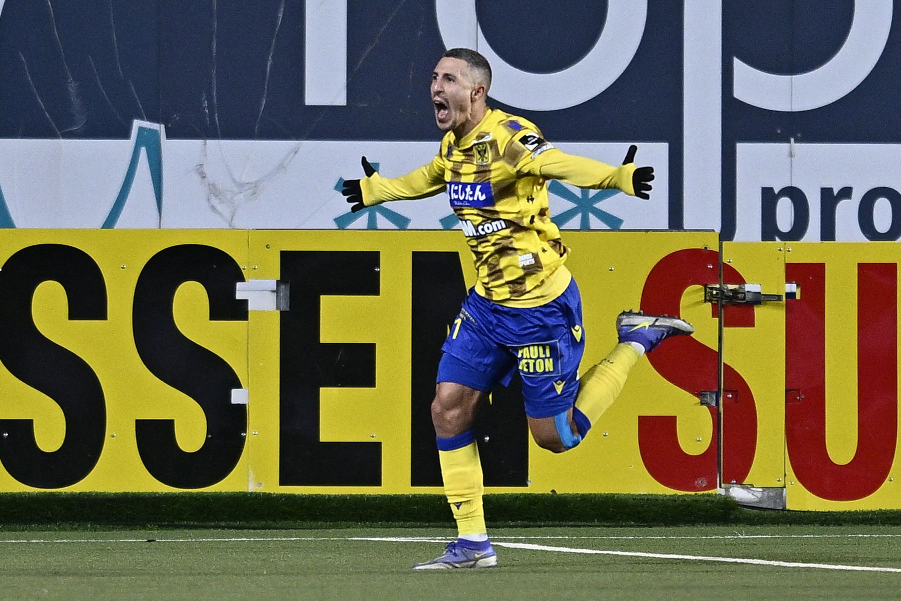 We don't talk about Bruno: Sint-Truiden striker's 10th league goal of the  season makes it winless in six for Club Brugge - Get Belgian & Dutch  Football News