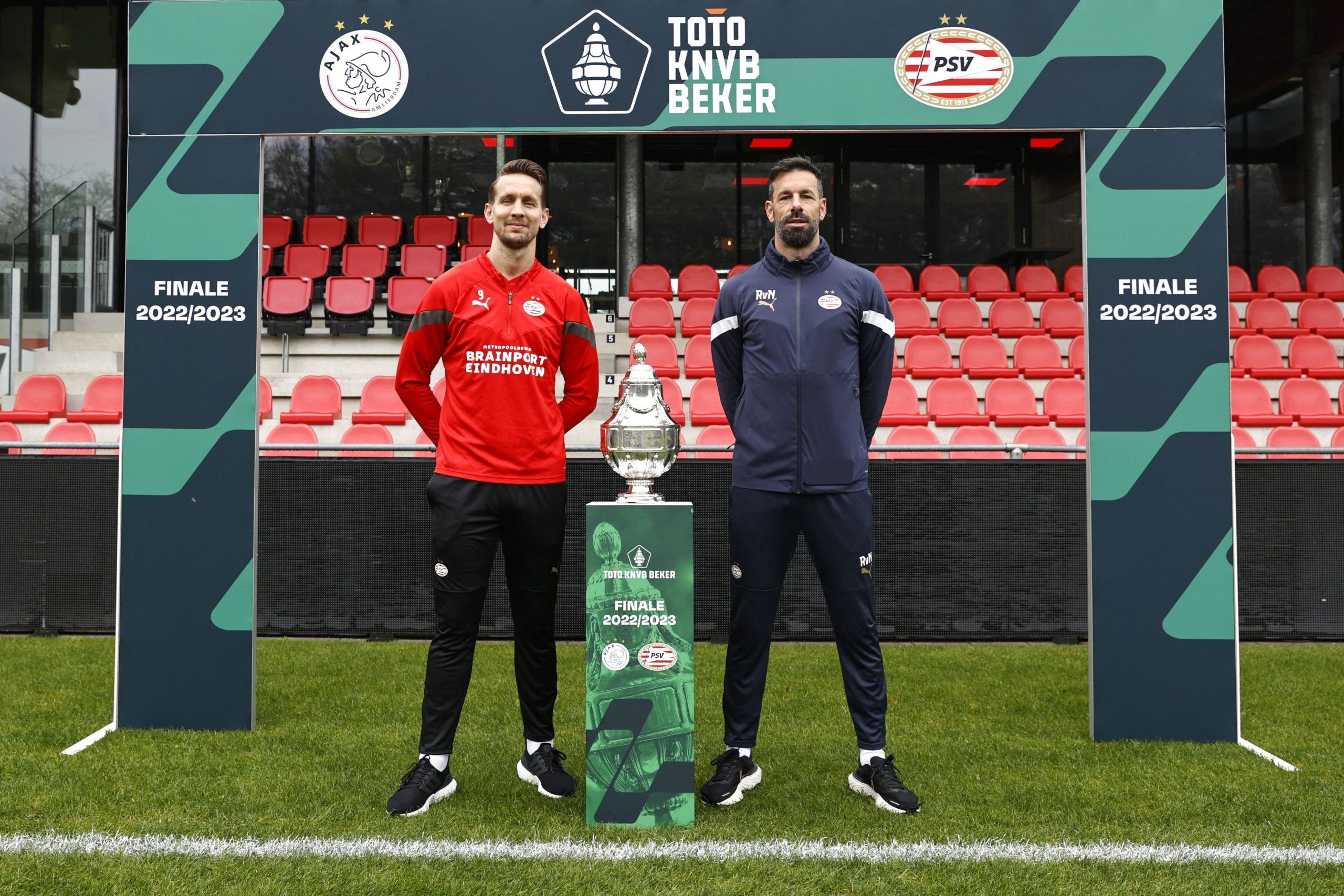 30-04-2023: Sport: Ajax v PSV KNVB Beker finale ROTTERDAM, NETHERLANDS -  APRIL 30: trofee de dennenappel during the match KNVB Cup Final AFC Ajax  and Stock Photo - Alamy