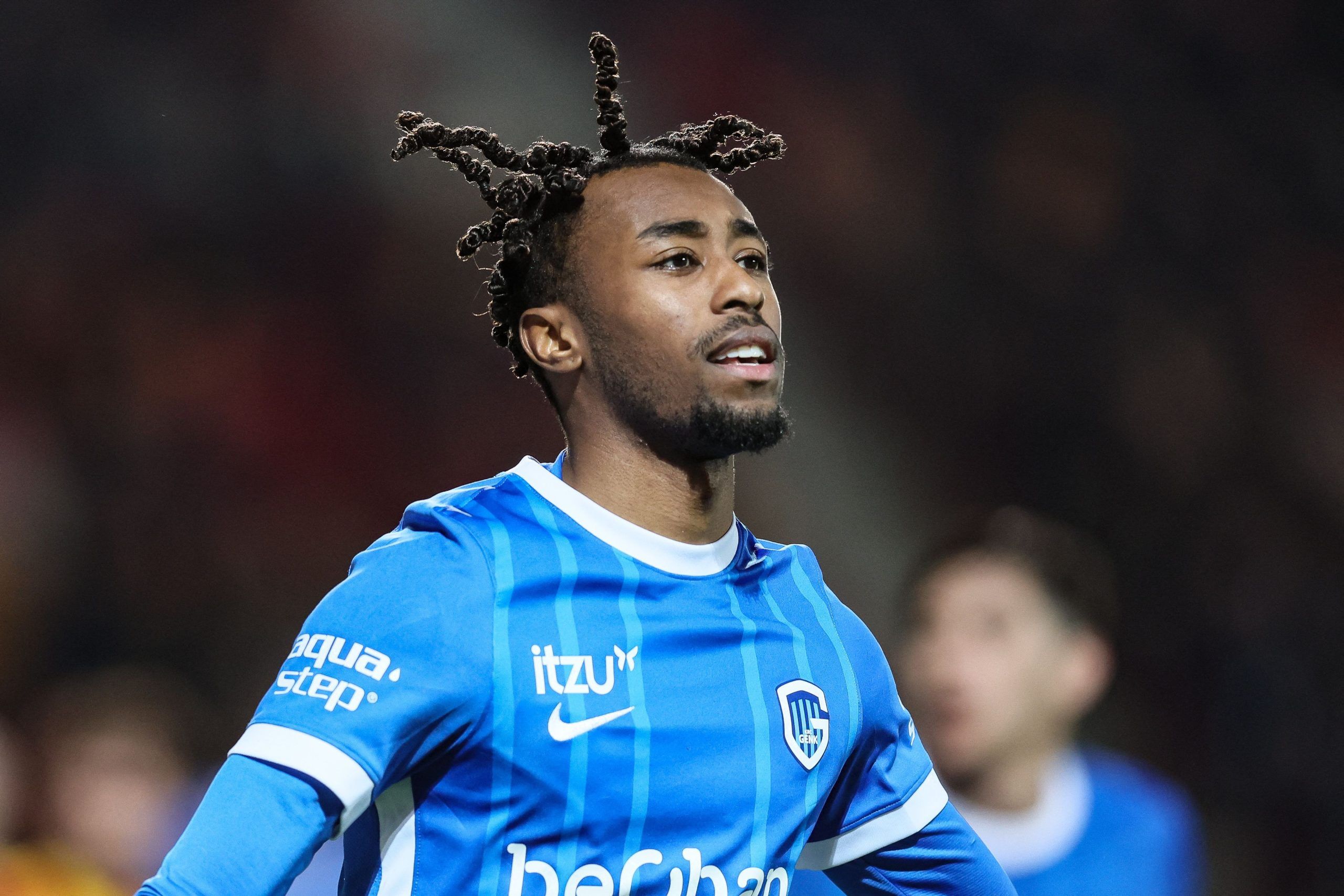 Genk midfielder Mike Trésor wins the Ebony Shoe award given annually to the  best African player in the Belgian Pro League - Get Belgian & Dutch  Football News